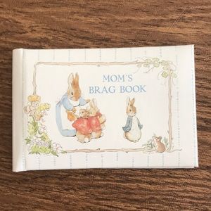 C. R. Gibson Mom’s Brag Book